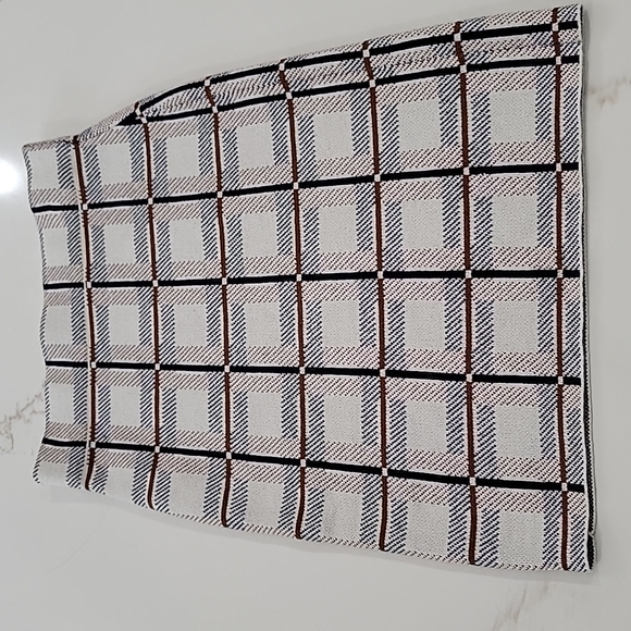 Knit Skirt - Picture 2 of 7